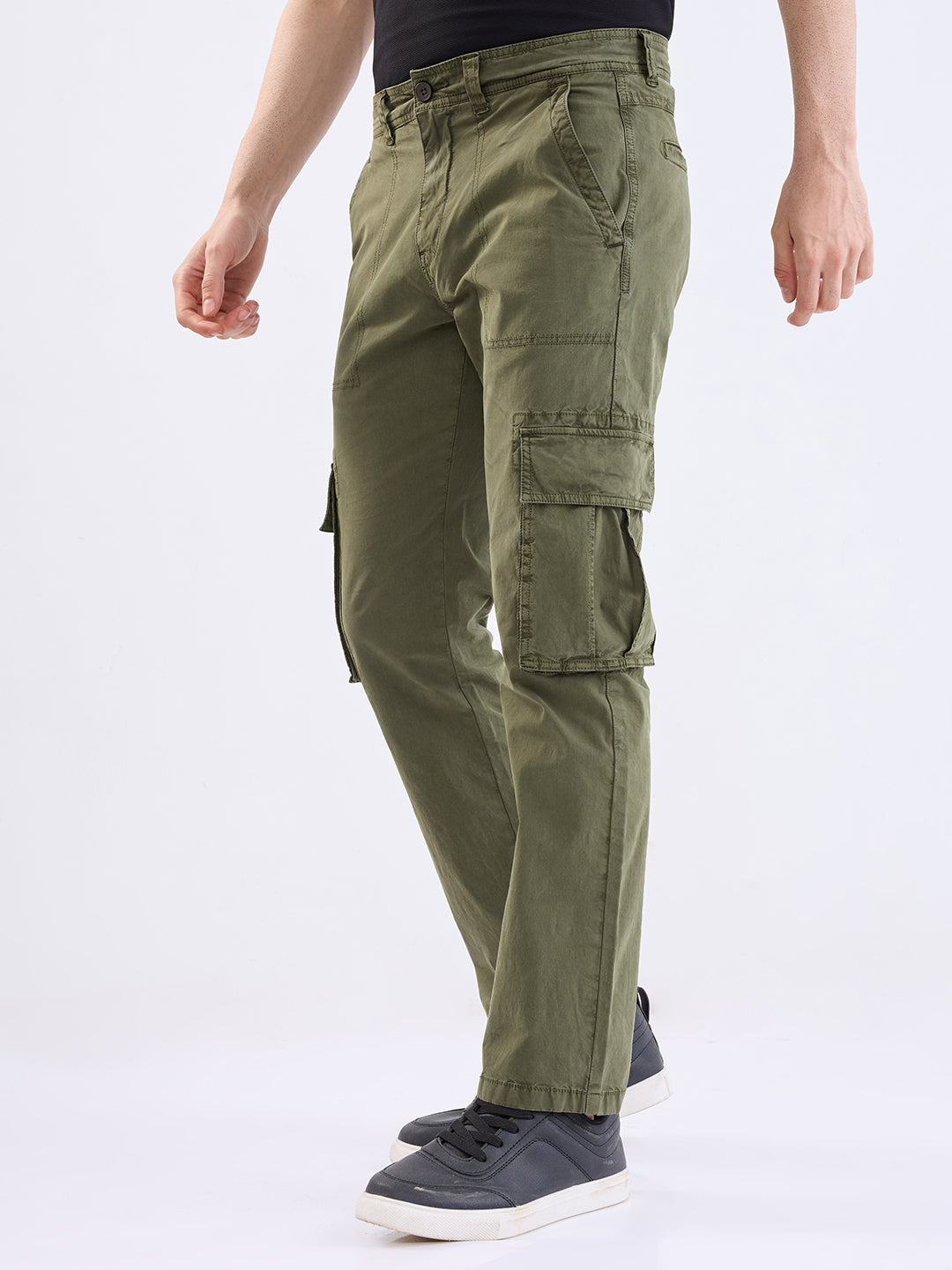 Men Trouser Relaxed Fit Green Mid Rise
