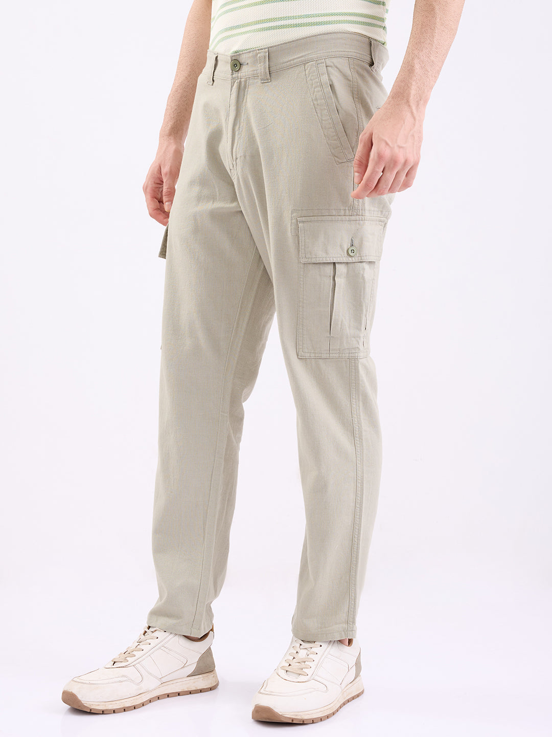 Men Trouser Straight Fit Green Mid Rise