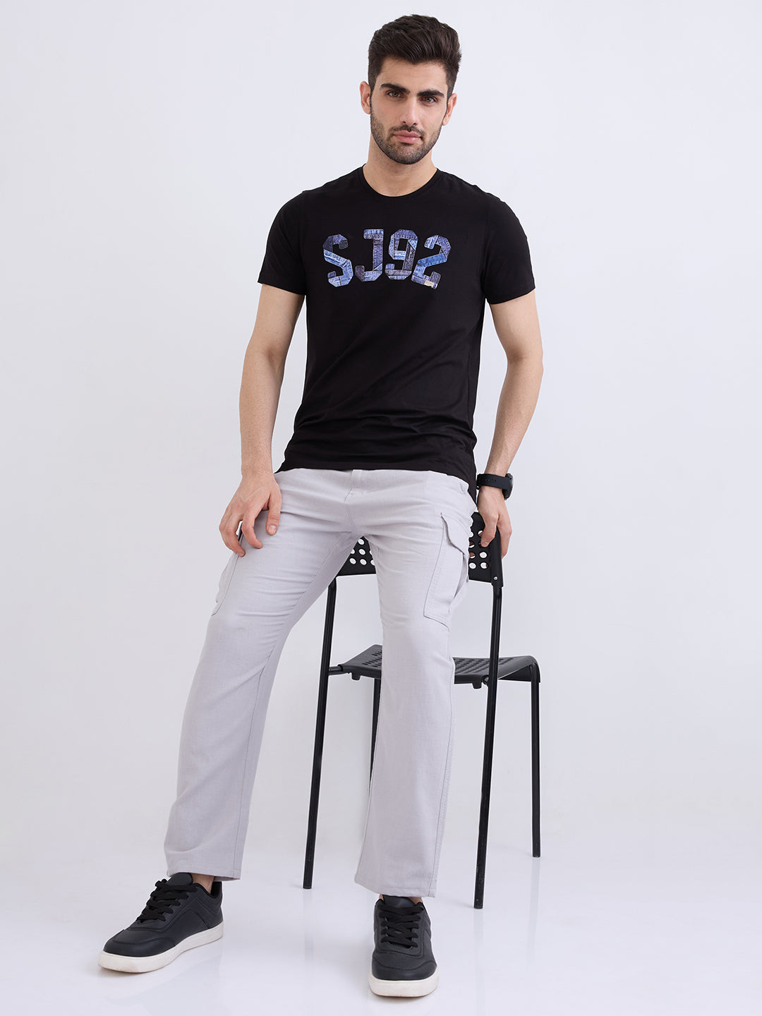 Men Trouser Straight Fit Grey Mid Rise
