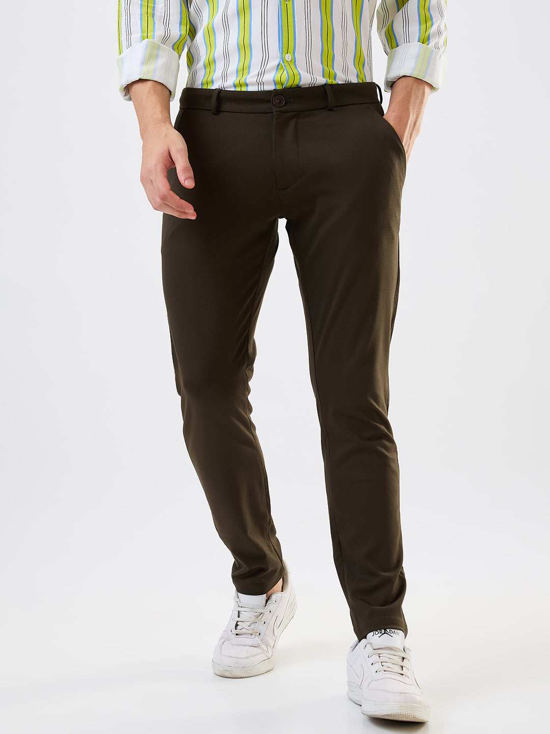 Men Cargo Slim Fit Green Mid Rise