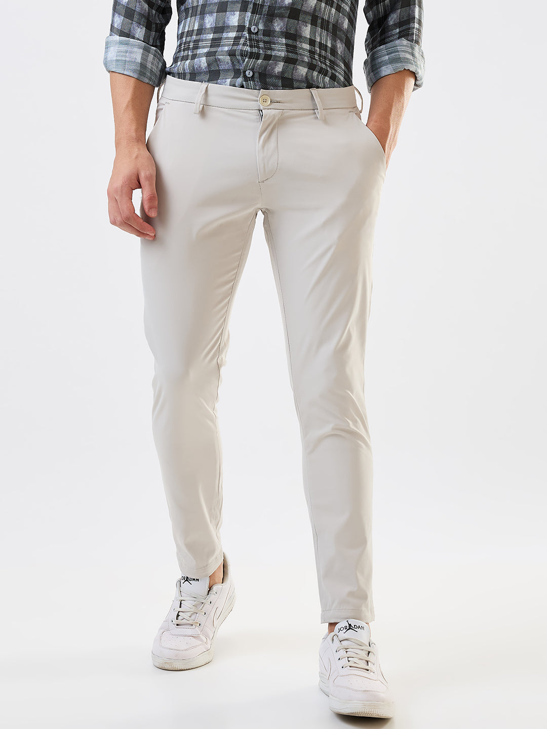 Spykar White Slim Fit Mid Rise Cargo For Men