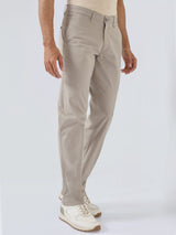 Men Trouser Regular Fit Green Mid Rise