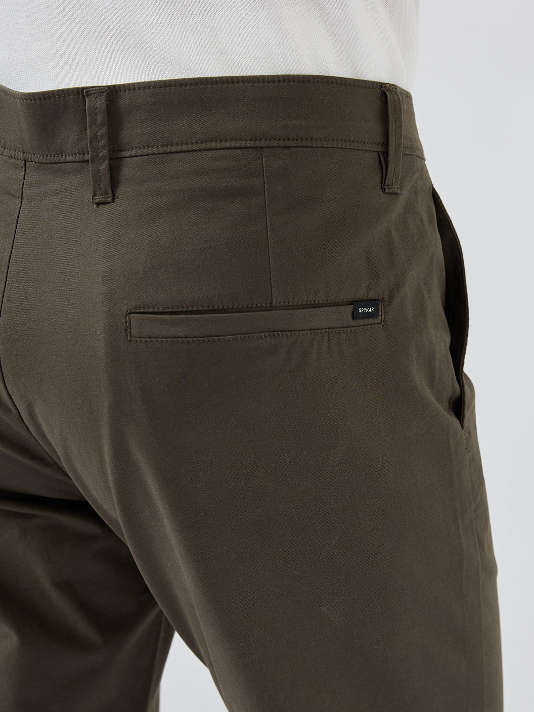 Men Trouser Regular Fit Olive Mid Rise
