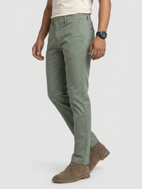 Men Trouser Regular Fit Green Mid Rise
