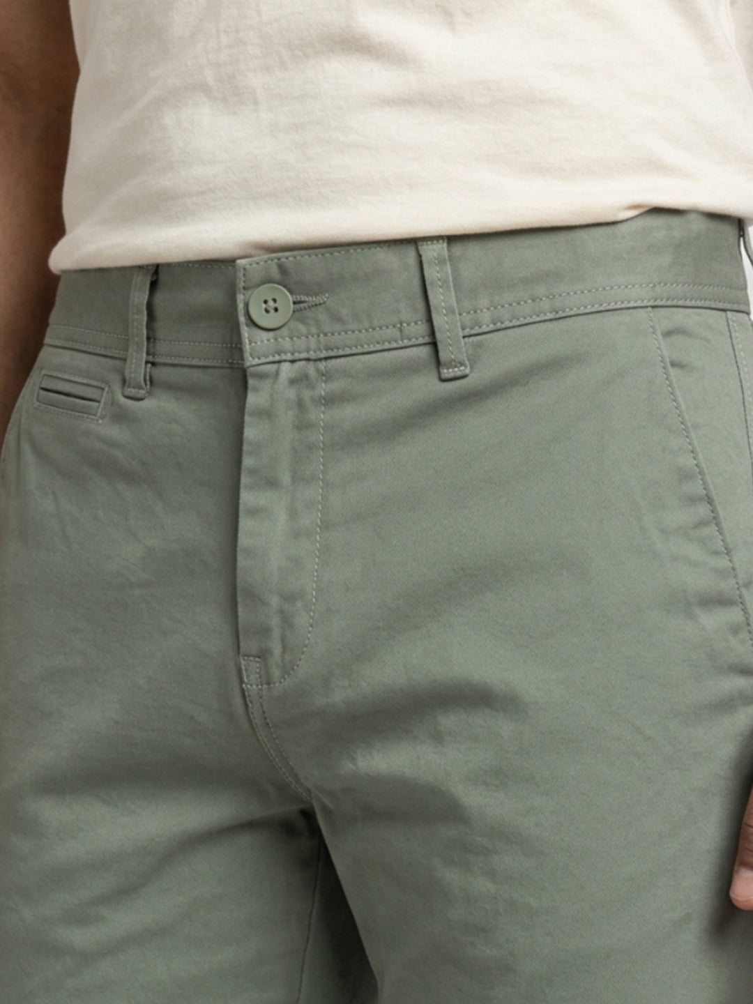 Men Trouser Regular Fit Green Mid Rise