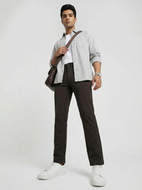 Men Trouser Regular Fit Green Mid Rise