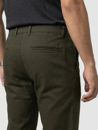 Men Trouser Regular Fit Green Mid Rise