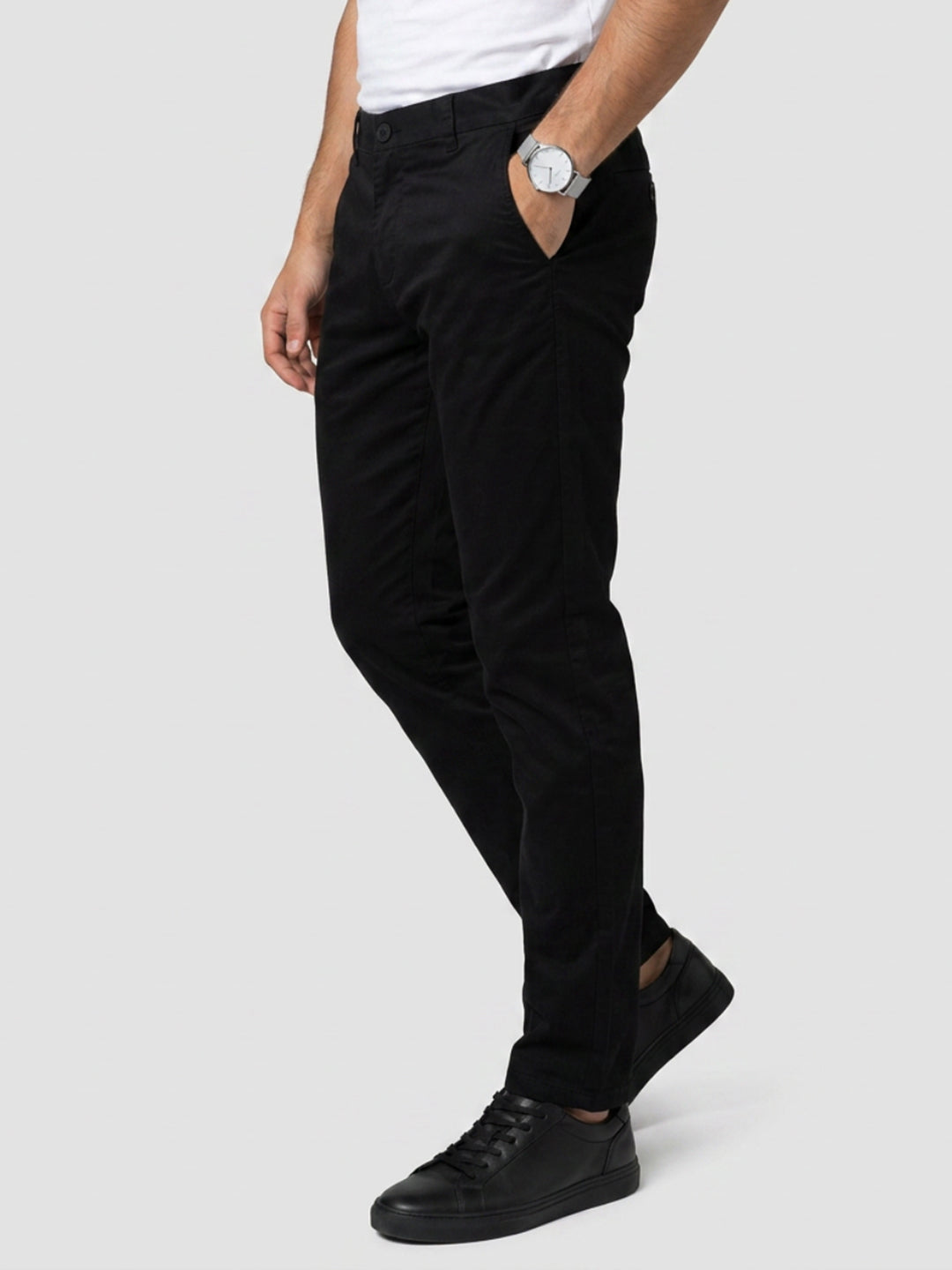 Men Trouser Regular Fit Jet Black Mid Rise