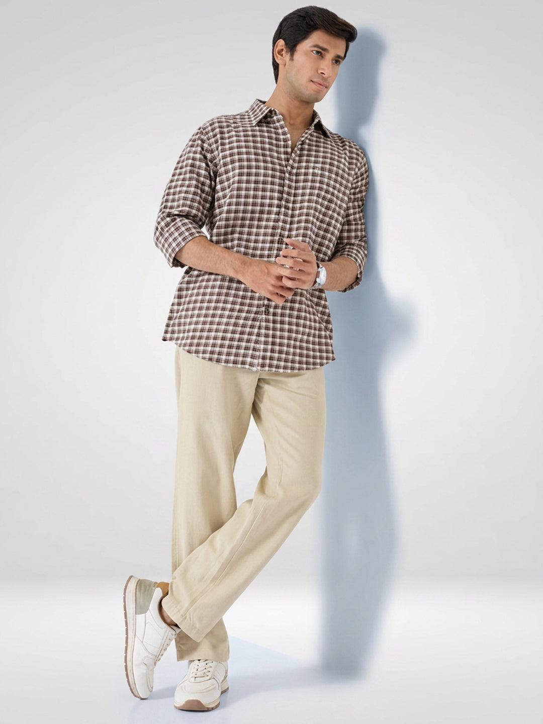 Men Trouser Relaxed Fit Beige Mid Rise