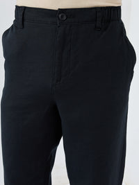 Men Trouser Relaxed Fit Black Mid Rise