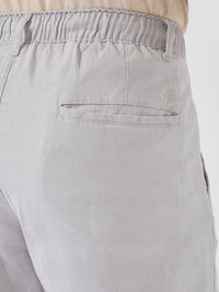Men Trouser Relaxed Fit Grey Mid Rise