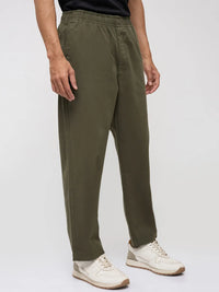 Men Trouser Relaxed Fit Olive Mid Rise