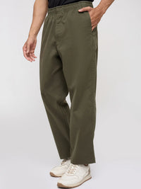 Men Trouser Relaxed Fit Olive Mid Rise
