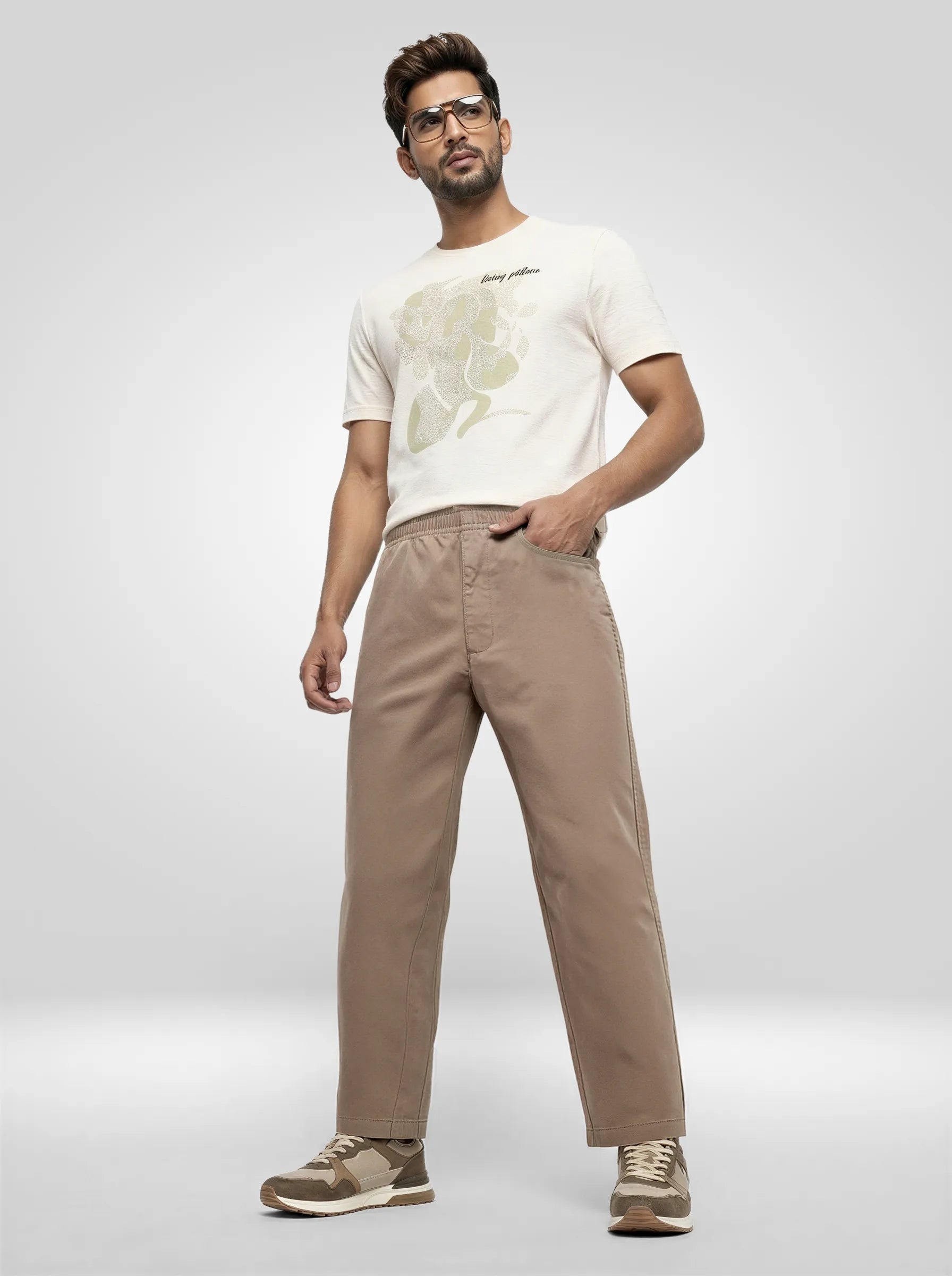Men Trouser Relaxed Fit Grey Mid Rise