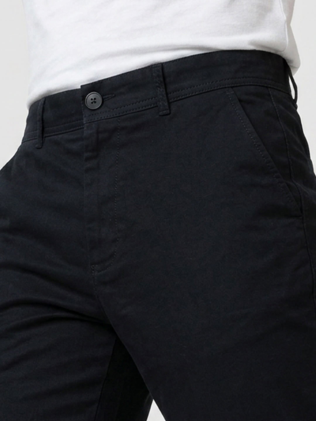 Men Trouser Relaxed Fit Jet Black Mid Rise
