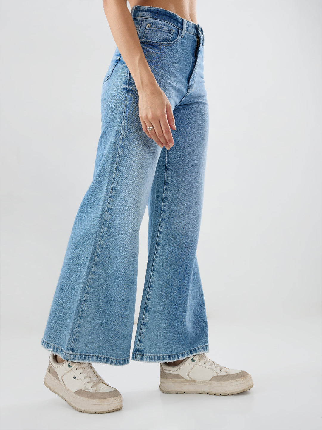 Women Bella-Wide Jeans Wide Leg Light Blue High Rise