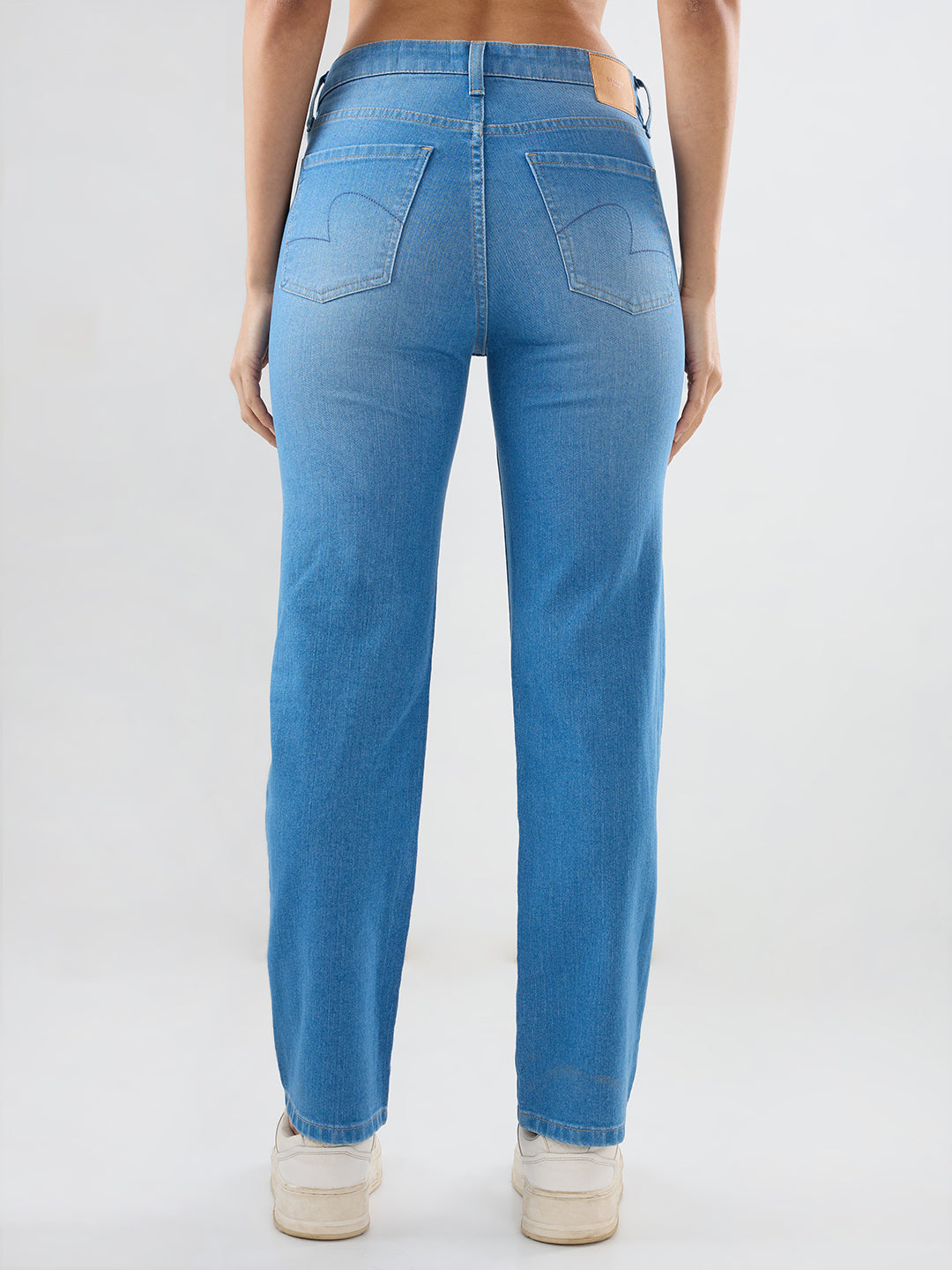 Women Emma Jeans Slim Fit Light Blue Mid Rise