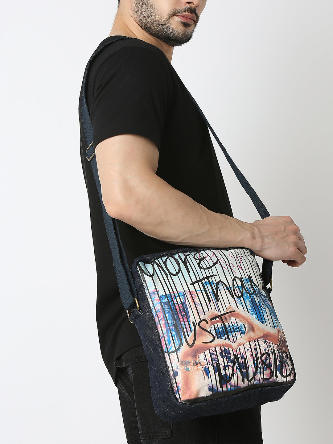 Spykar White Printed Messenger Bag