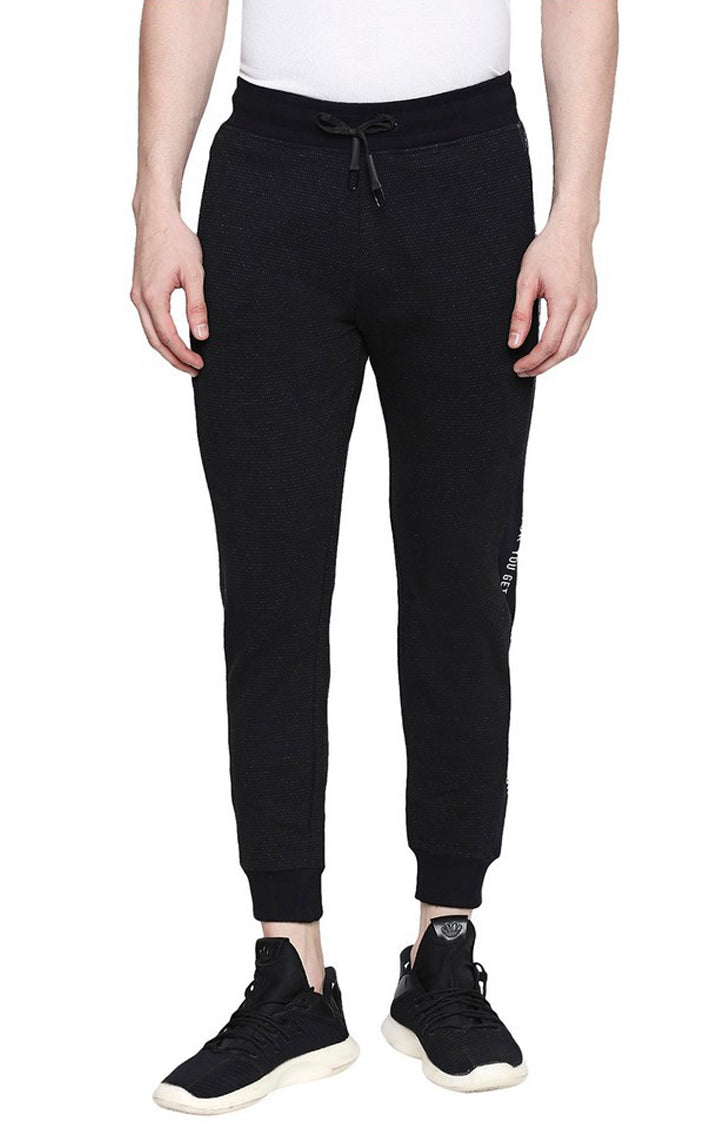 Spykar Men Black Cotton Regular Fit Mid Rise Trackpant