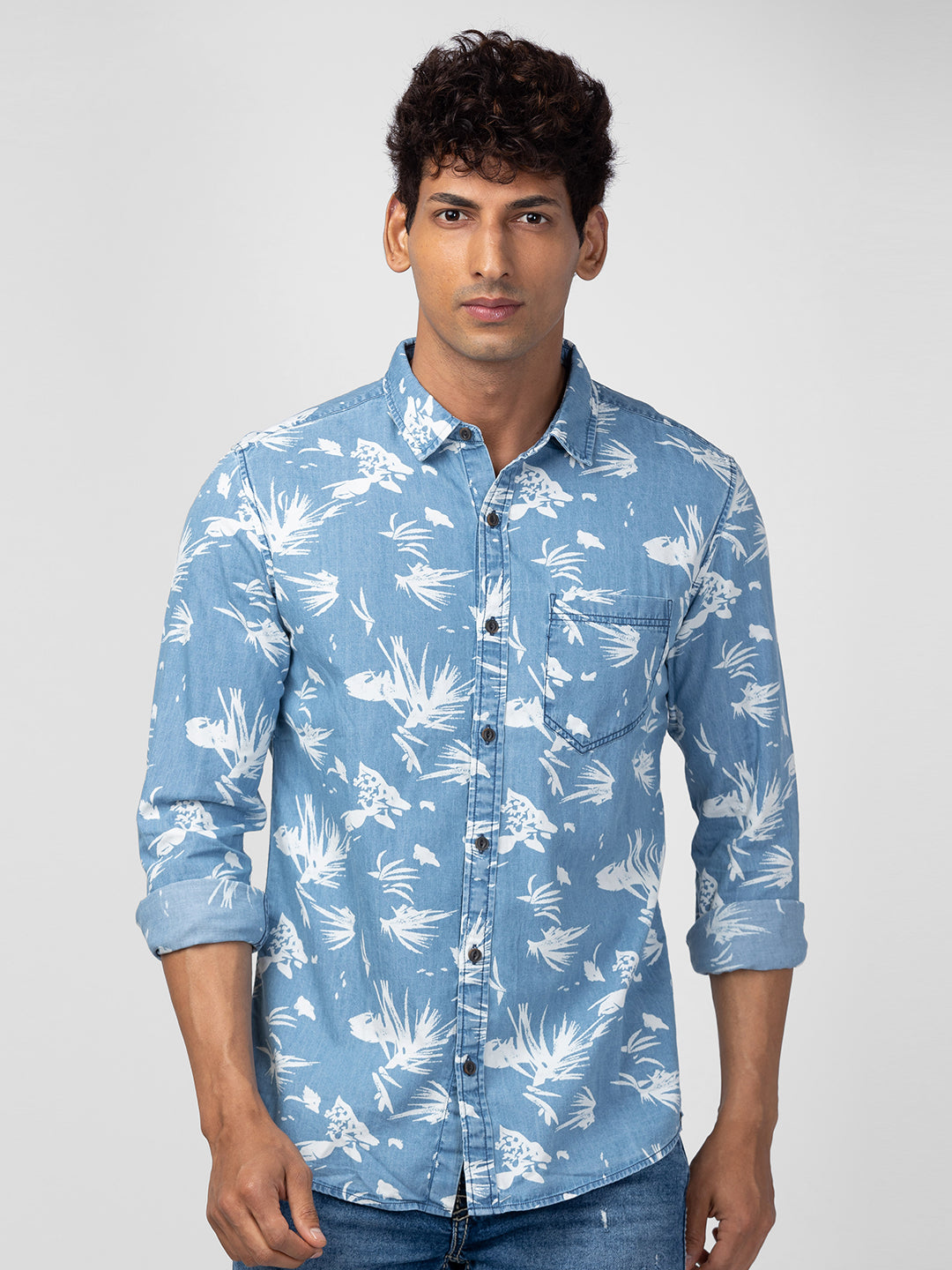 Spykar Men Light Blue Cotton Slim Fit Floral Denim Shirt