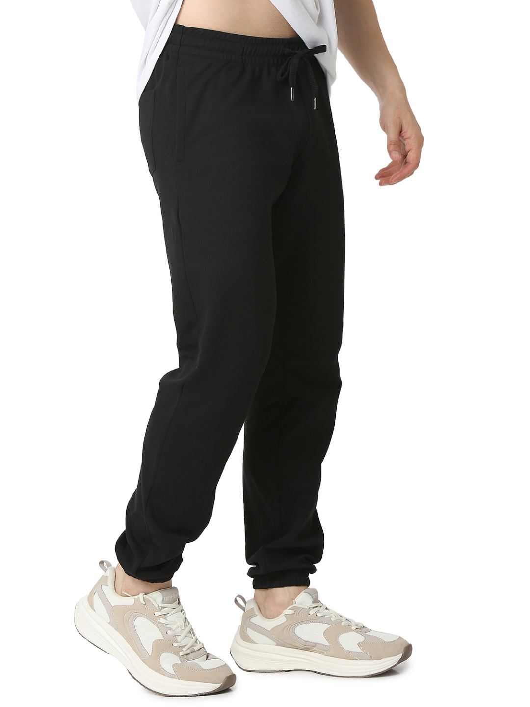 Underjeans By Spykar Men Premium Black Cargo Pant