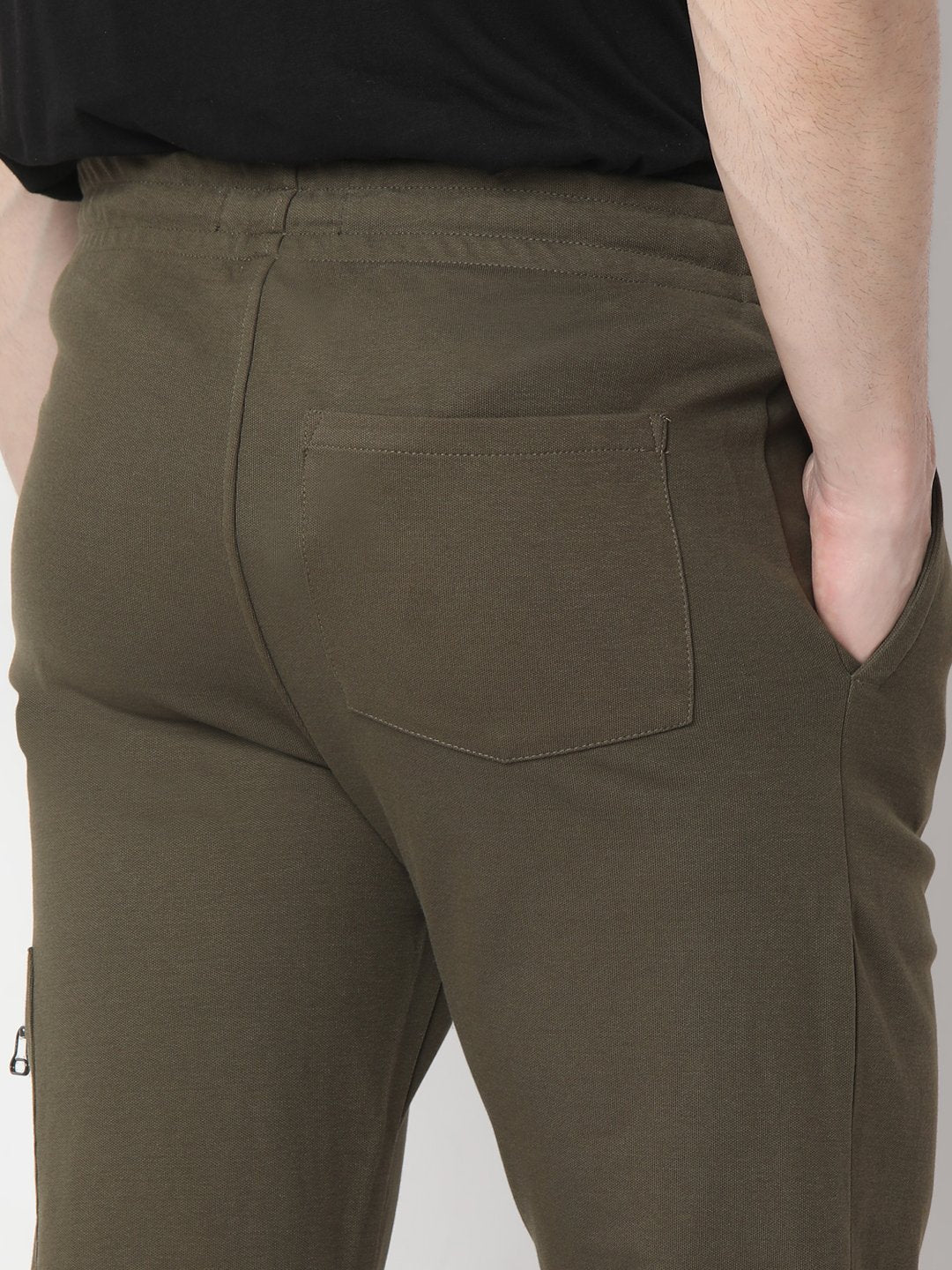 Underjeans By Spykar Men Premium Olive Cargo Pant