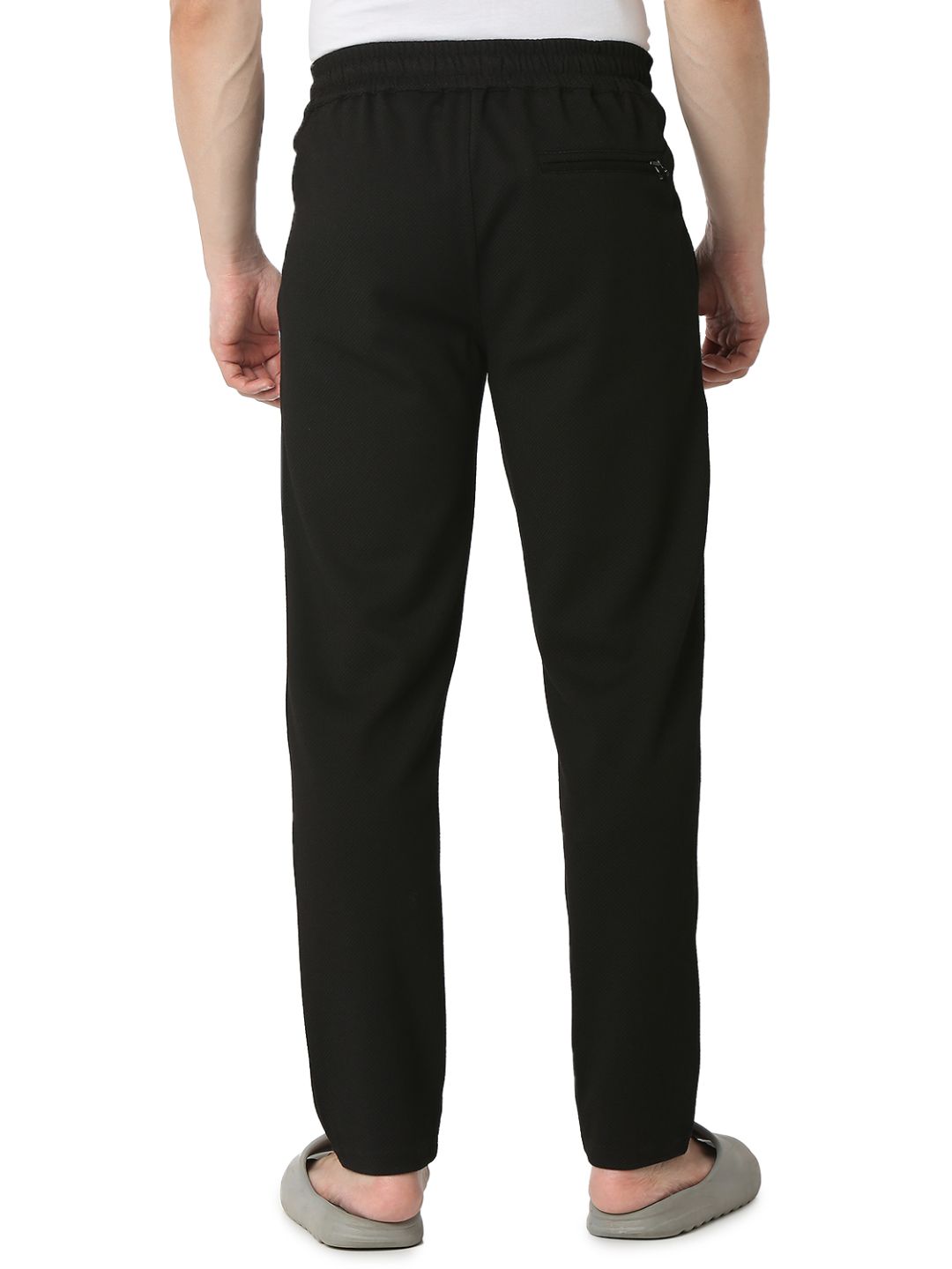 Underjeans By Spykar Men Premium Black Cargo Pant