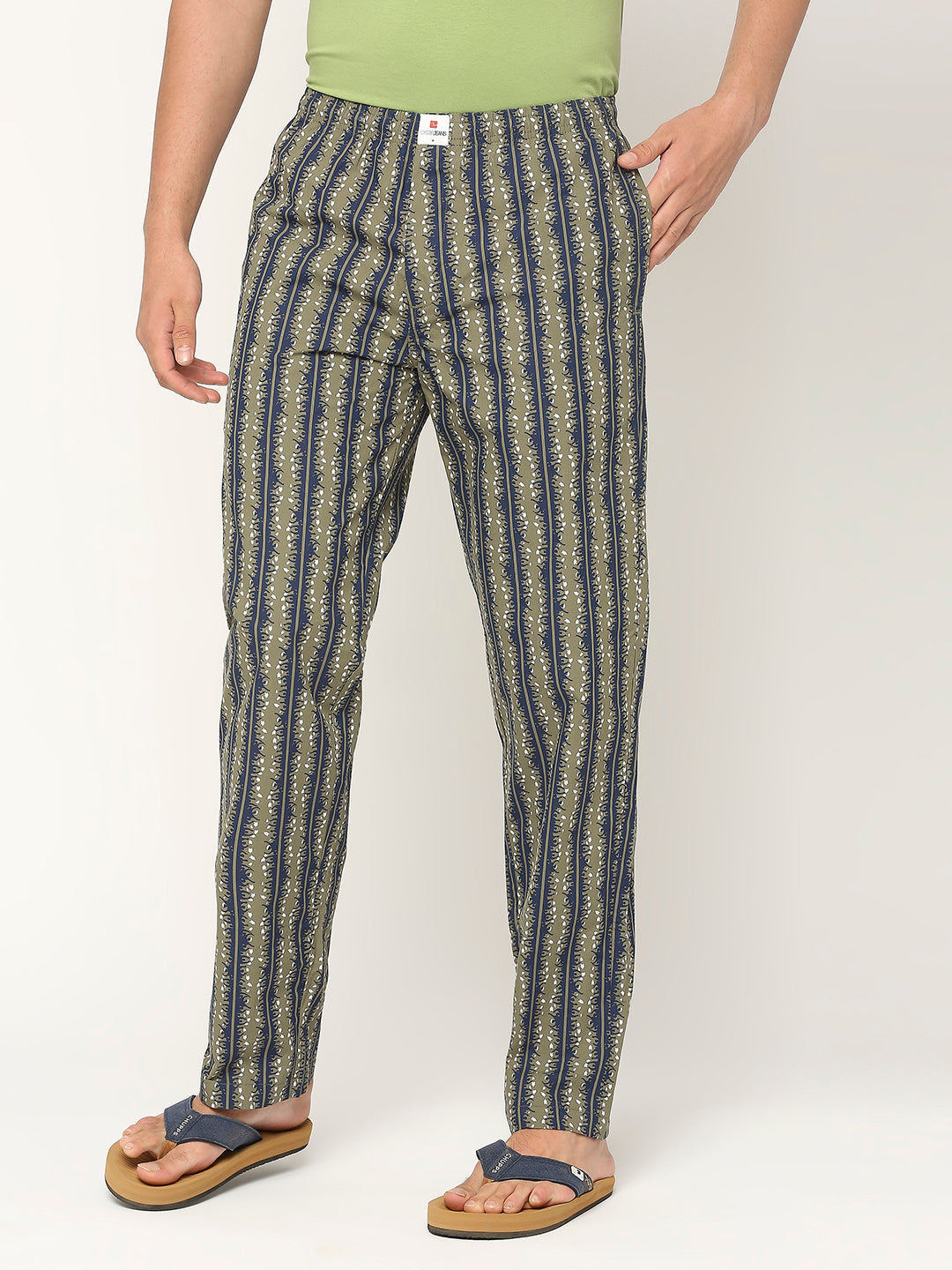 Men Premium Cotton Printed Olive Pyjama- Underjeans By Spykar