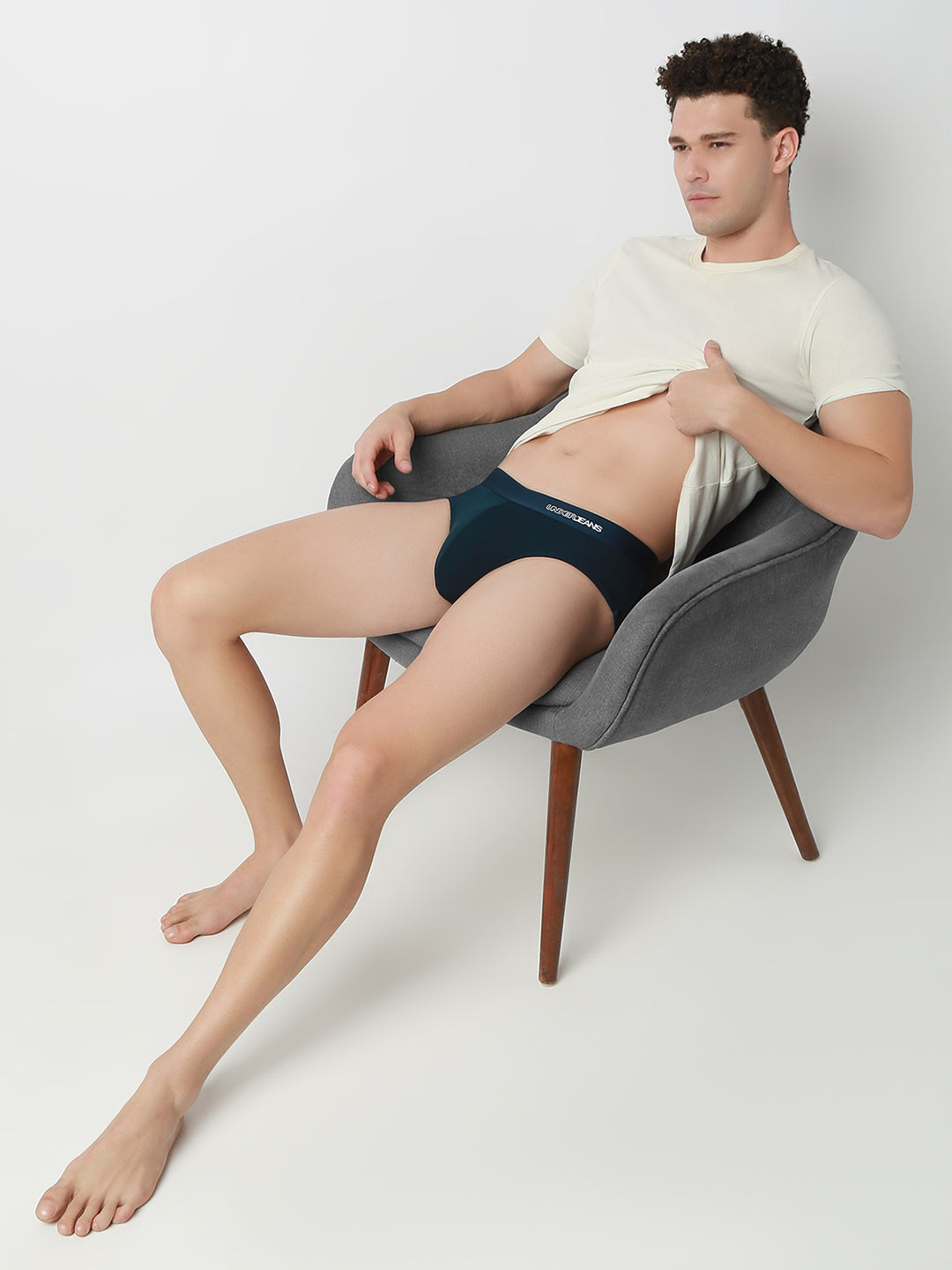 UnderJeans by Spykar Men Basic Teal Green Mid-Rise Solid Ultrasoft Briefs