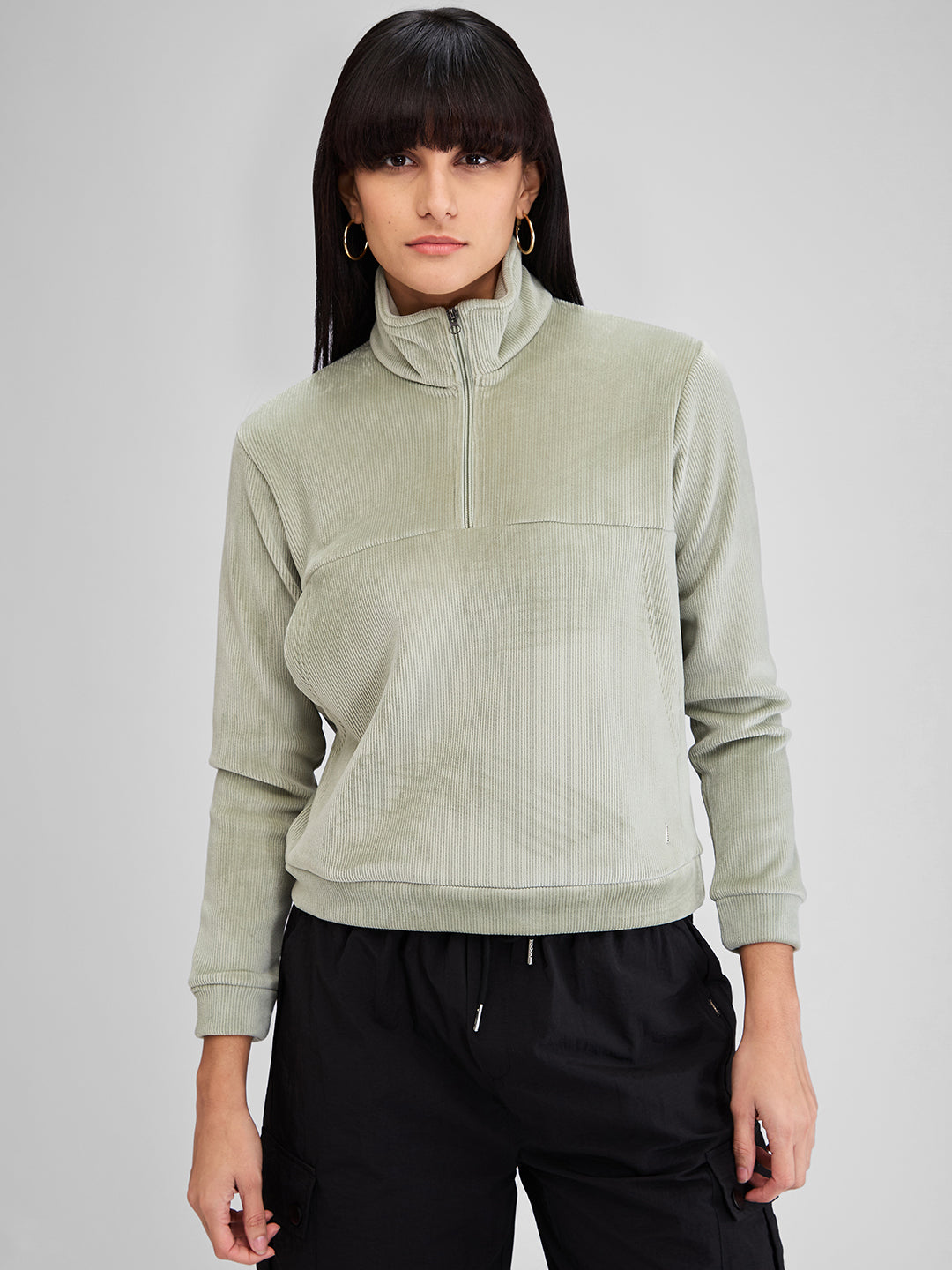 Spykar Green Full Sleeves Regular Fit Solid Sweat Shirts For Women