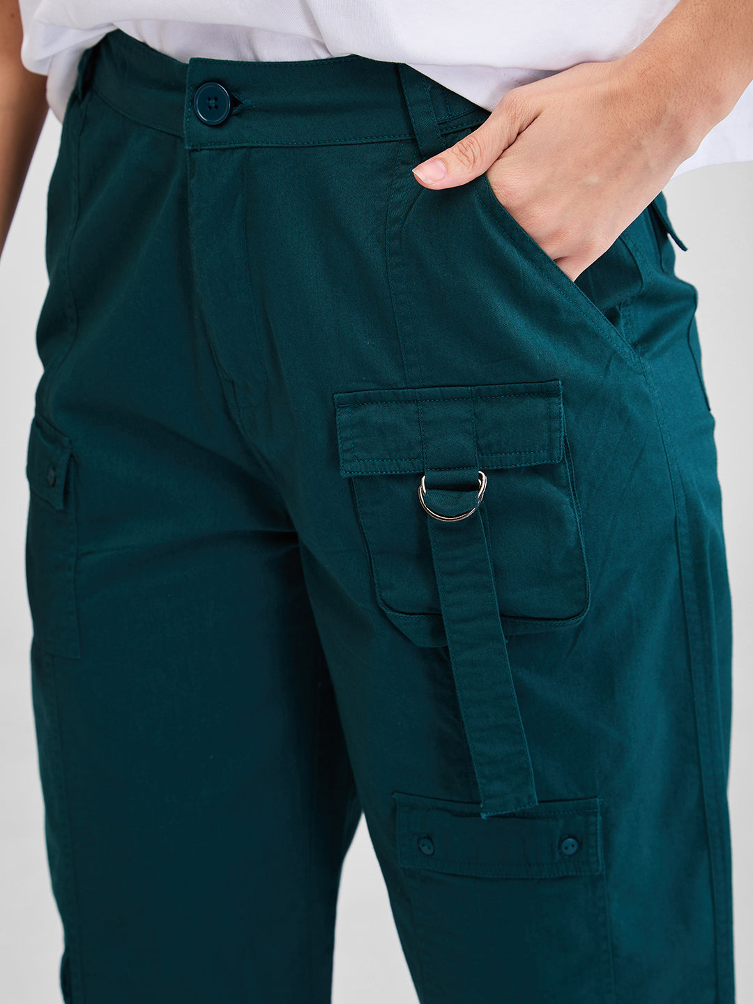 Spykar Green Mid Rise Cargo Fit Trouser For Women