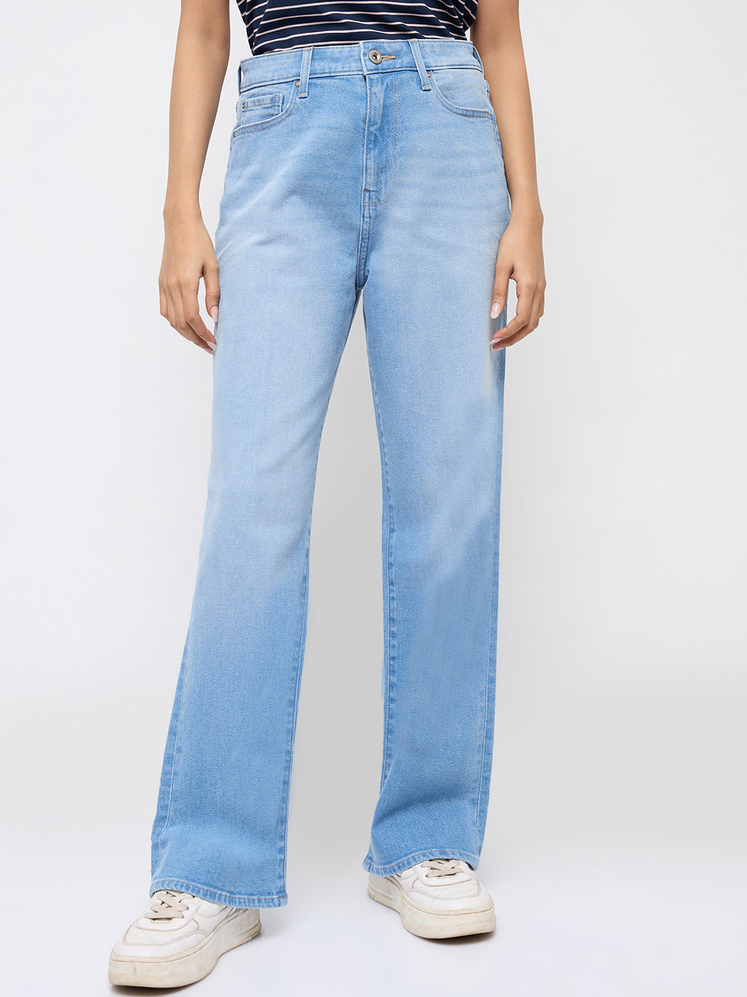 Women Bella Jeans Straight Fit Light Blue High Rise