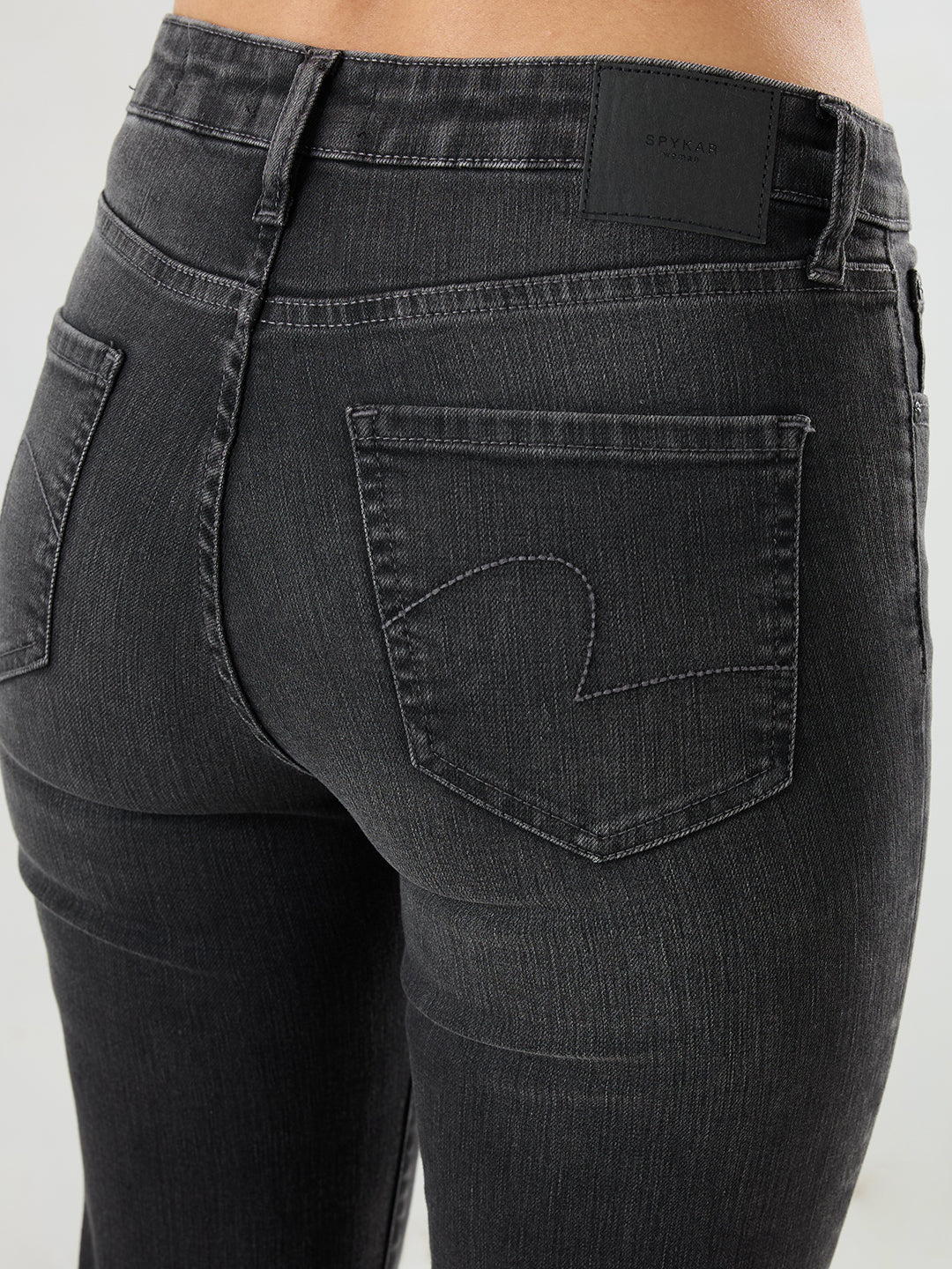 Women Emma Jeans Slim Fit Black Mid Rise