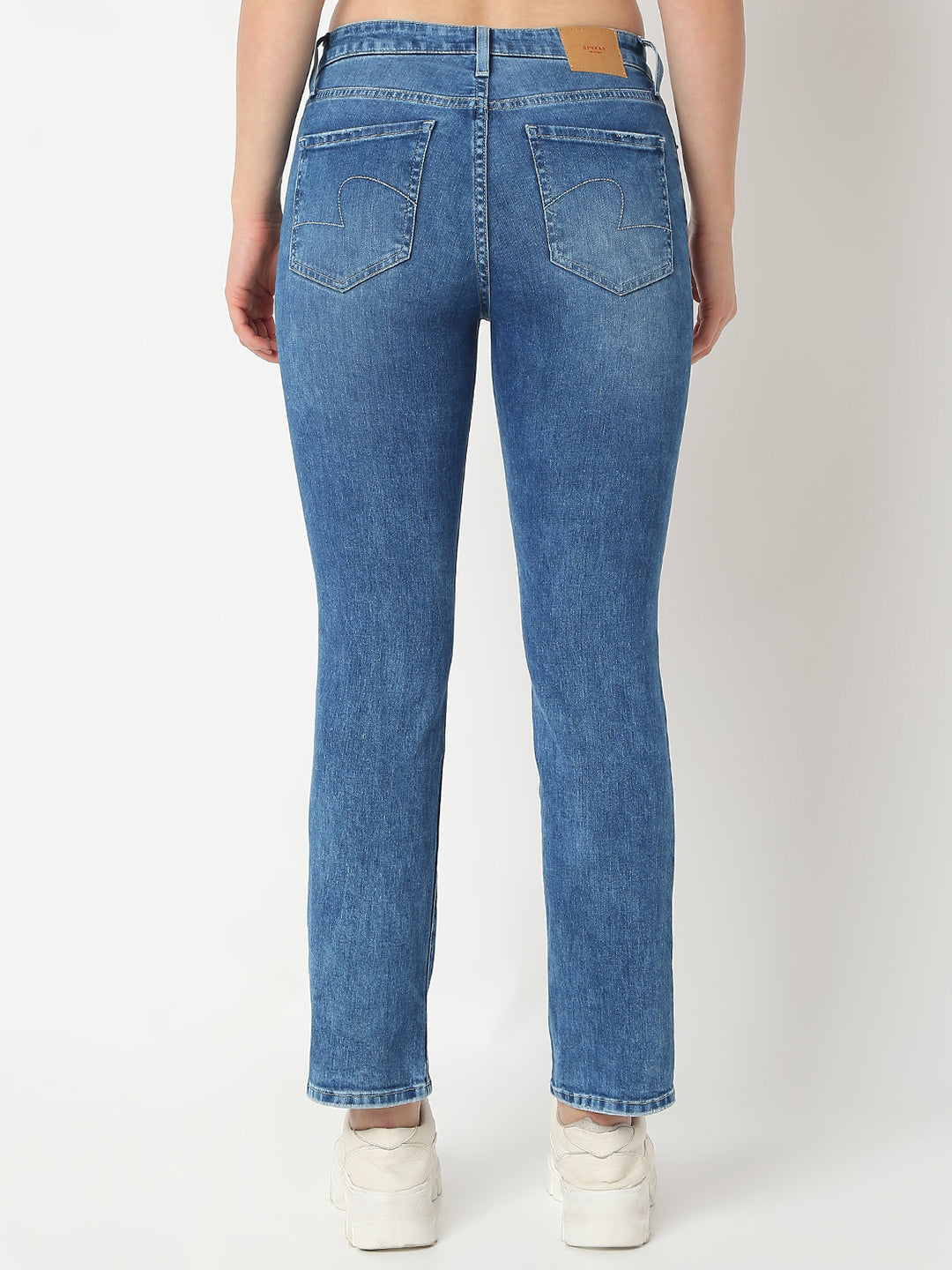 Spykar Slim Fit Mildly Distressed Light Fade Jeans For Women