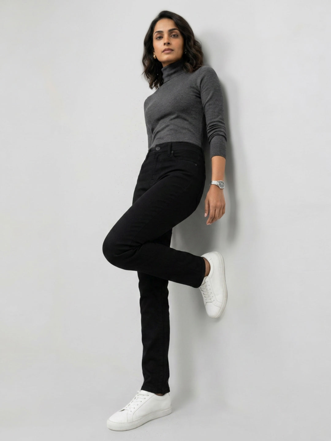 Women Emma Jeans Slim Fit Jet Black Mid Rise