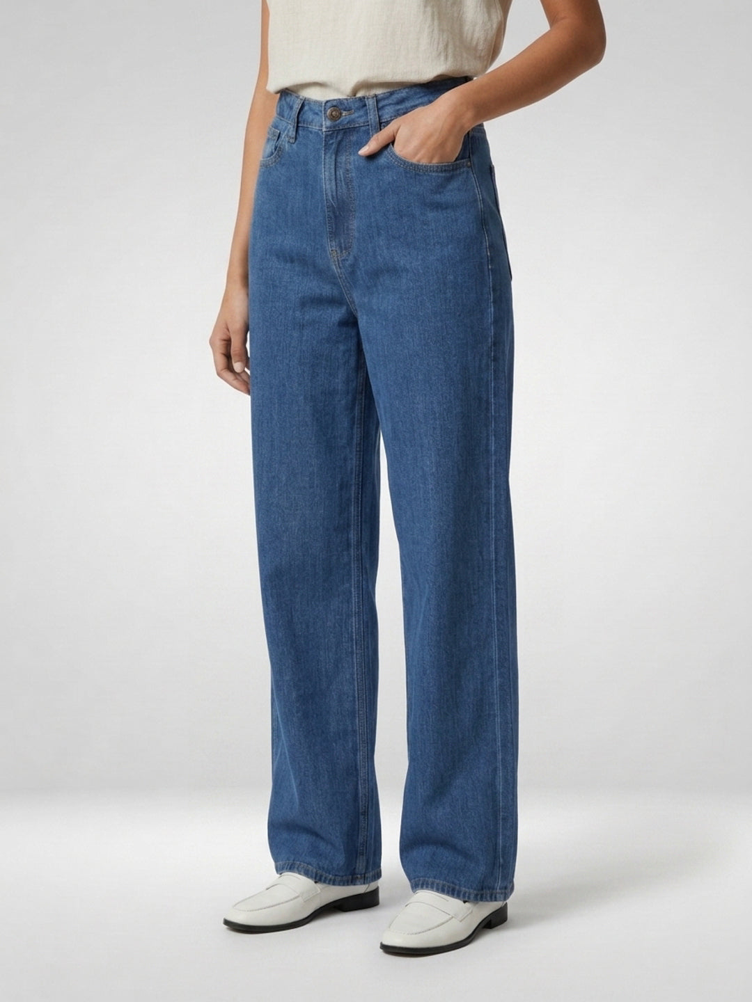 Women Bella Jeans Straight Fit Mid Blue High Rise