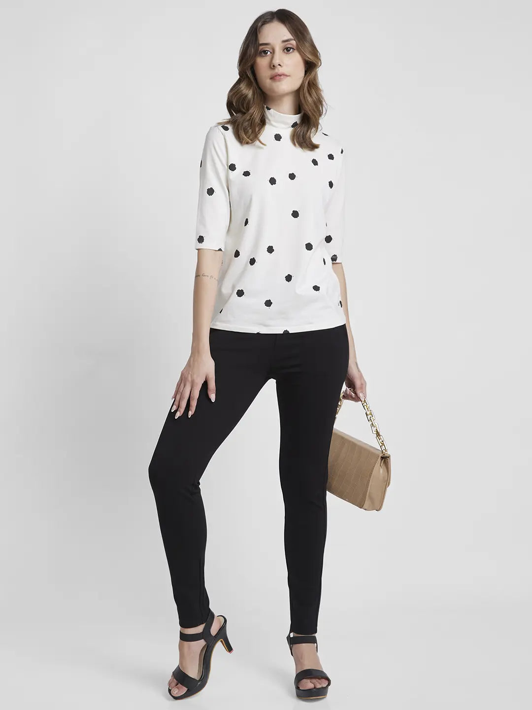 Spykar Off White Regular Fit Casual T-Shirts For Women