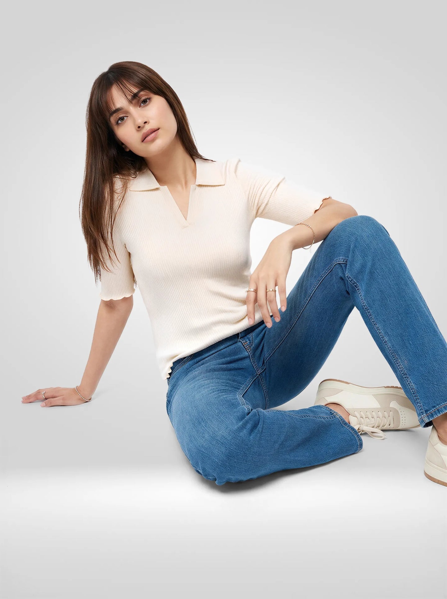 Women T-Shirt Textured White Regular Fit
