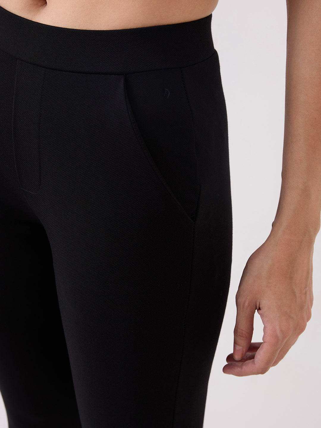 Spykar Black High Rise Skinny Fit Casual Knit Track Pants For Women