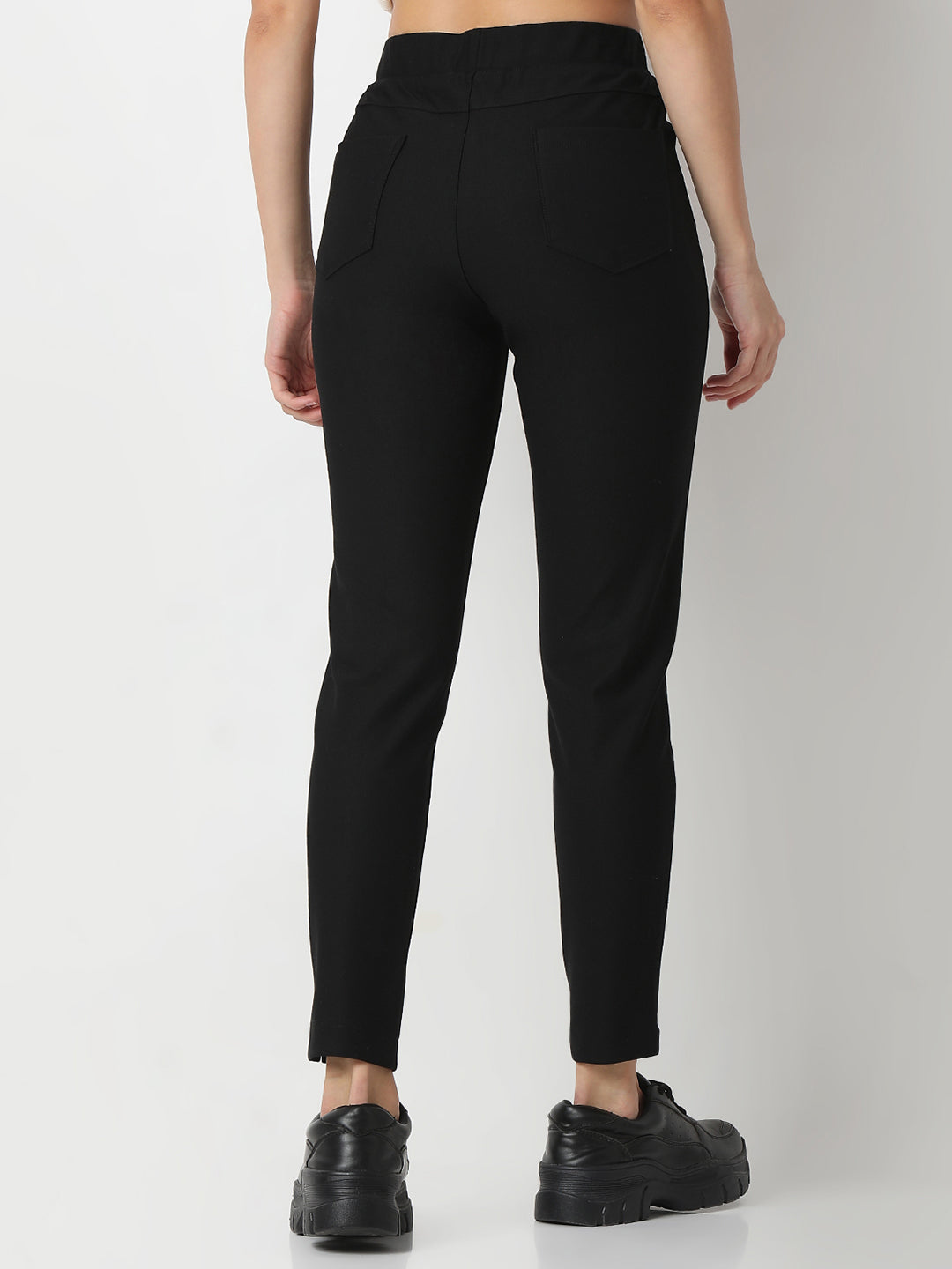 Spykar Black Skinny Fit High Rise Trackpant For Women