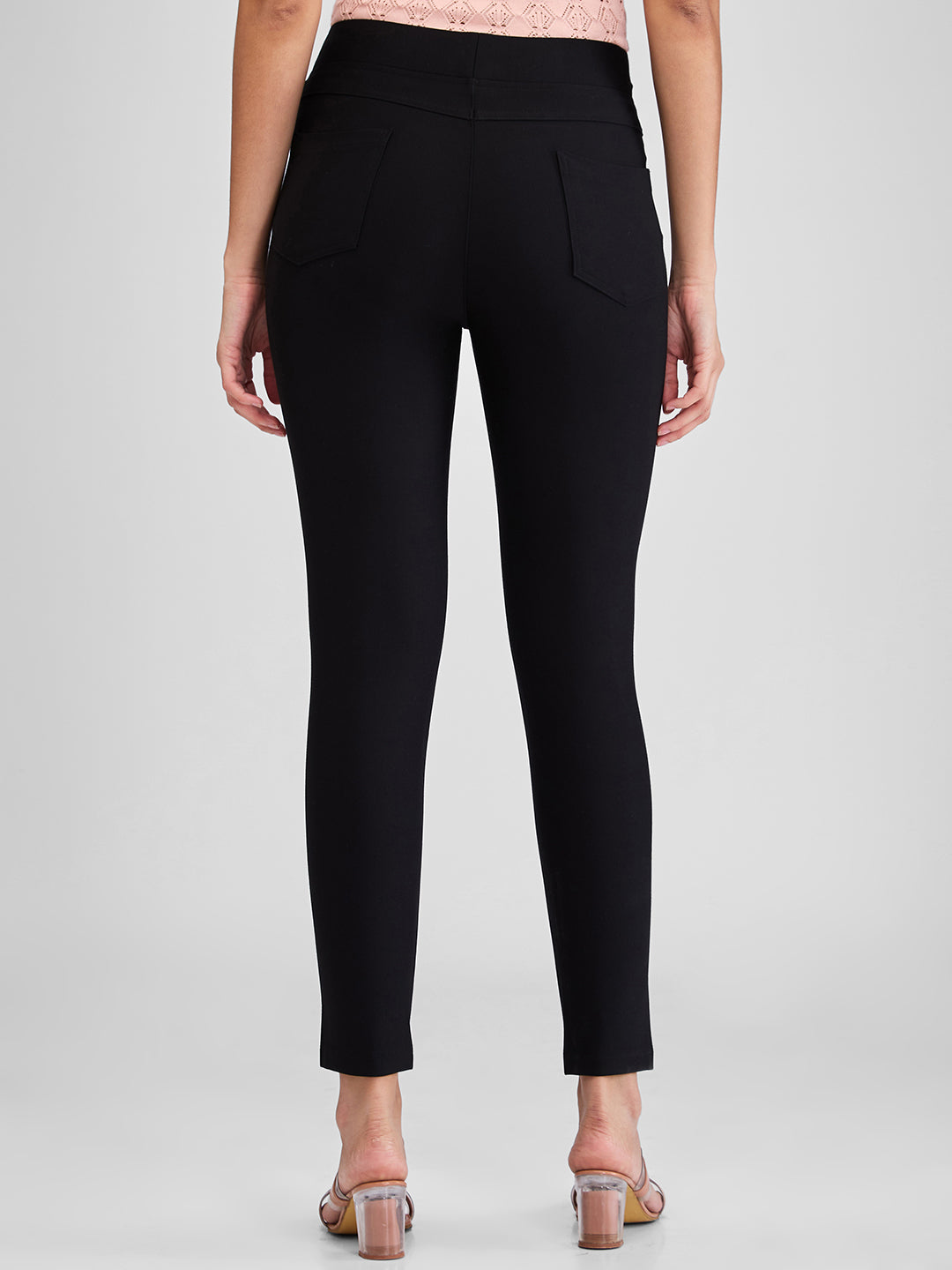 Spykar Black Skinny Fit High Rise Knit Trackpants For Women