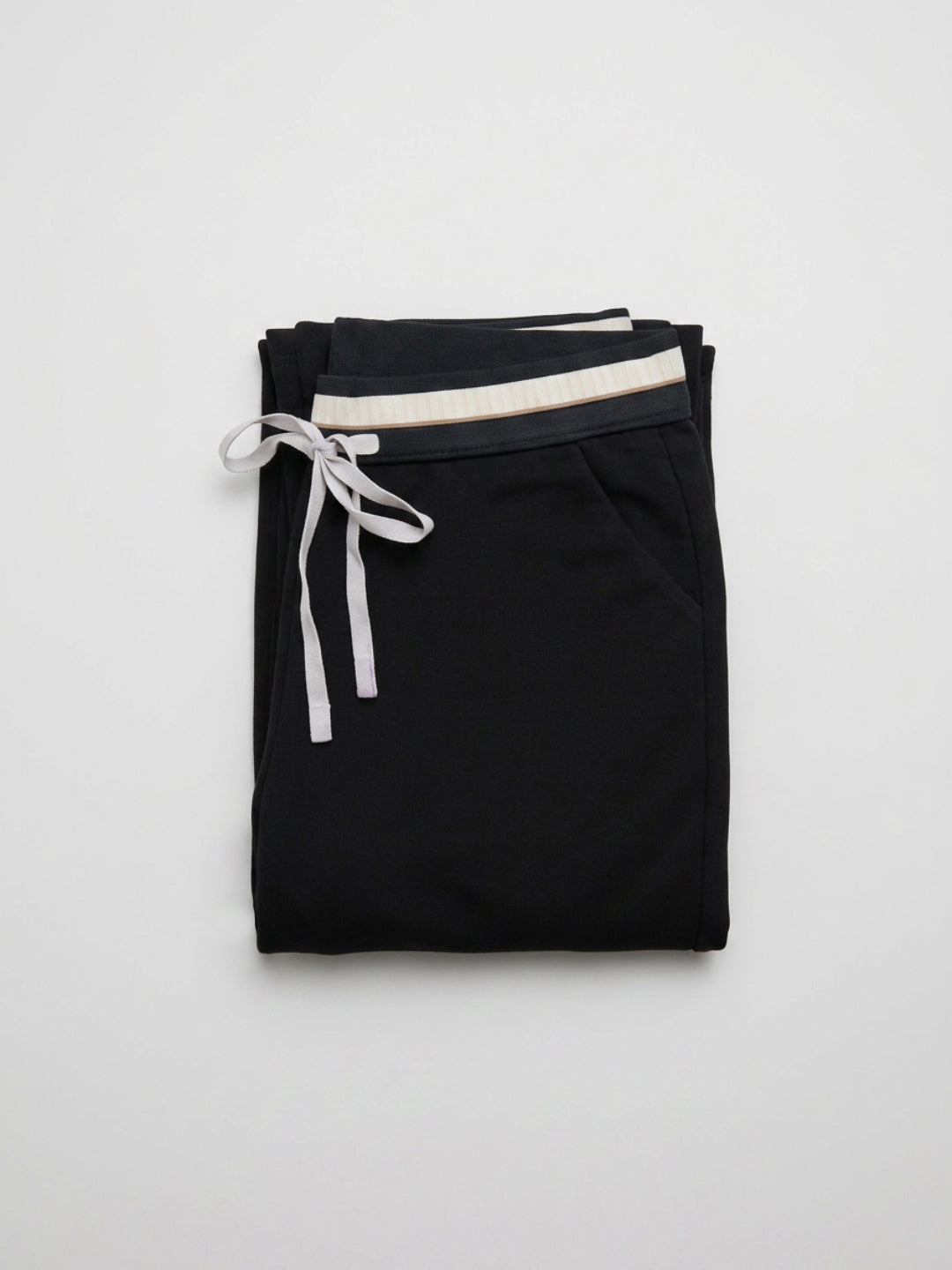 Women Trouser Straight Fit Black High Rise