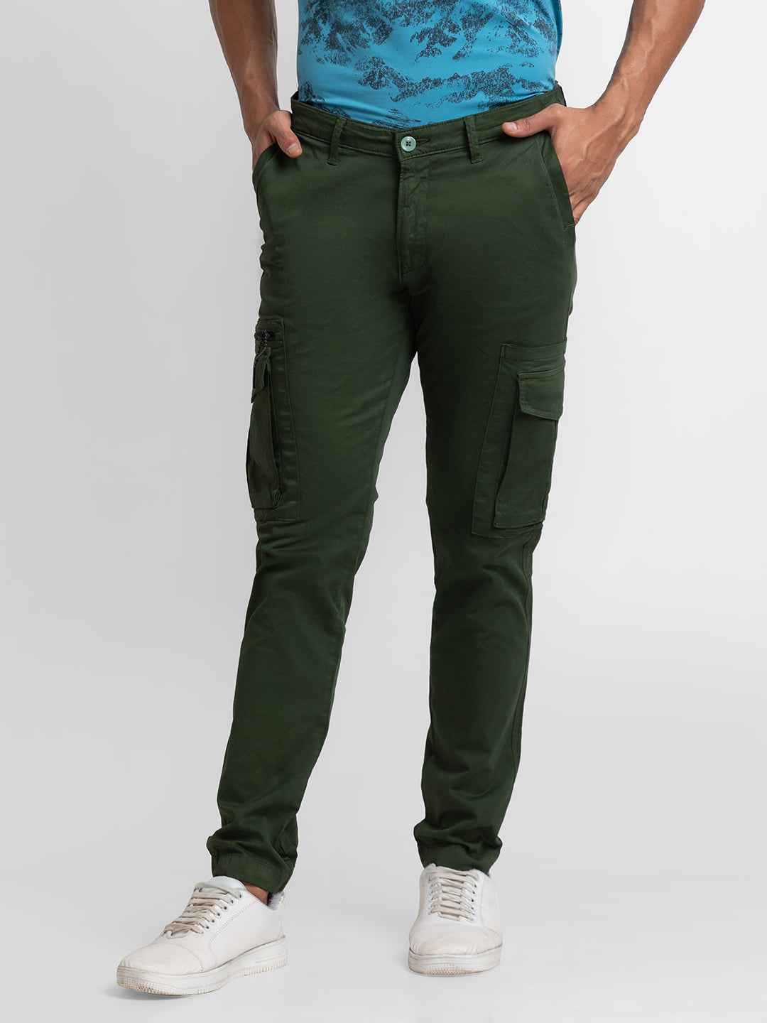 Spykar Olive Green Cotton Slim Fit Regular Length Trousers For Men