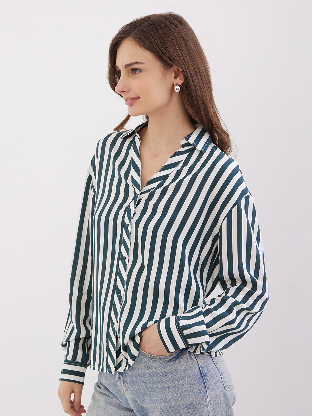 Spykar Malachite Green Regular Fit Casual Shirts For Women