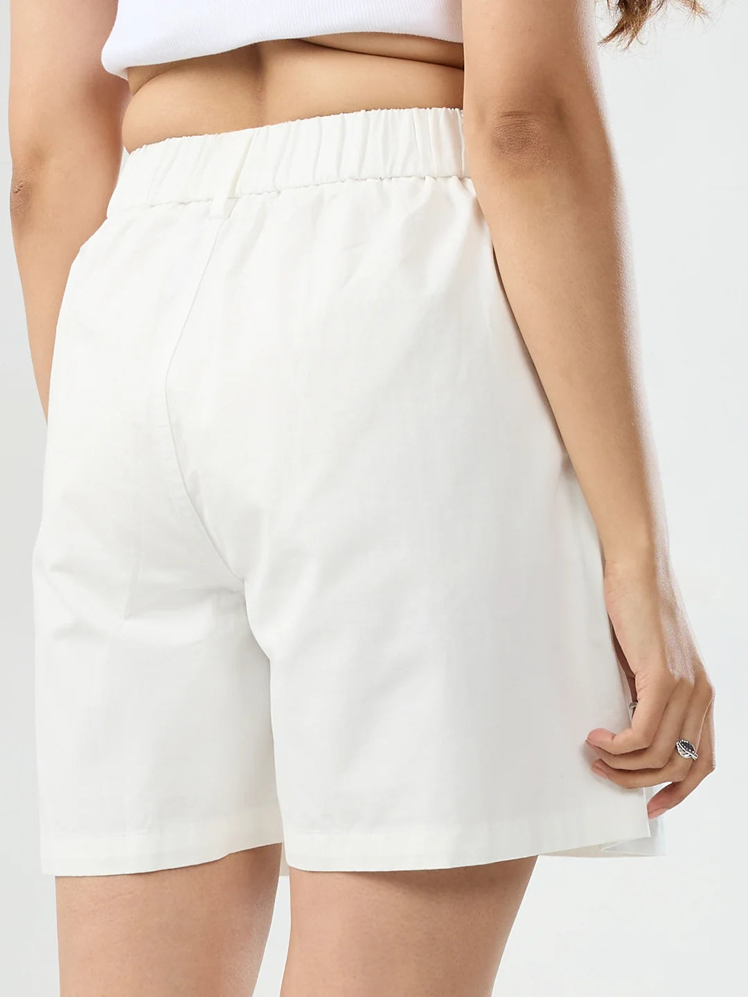 Women Shorts Off White Relaxed Fit Mid Rise