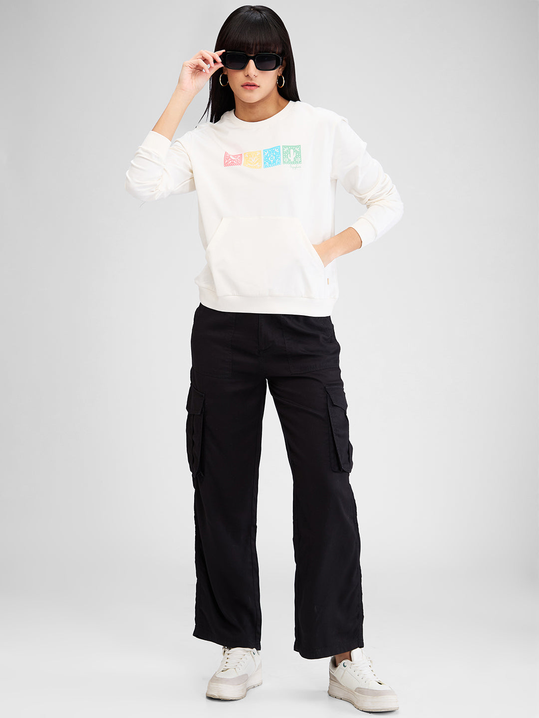 Spykar White Full Sleeves Regular Fit Solid Sweat Shirts For Women