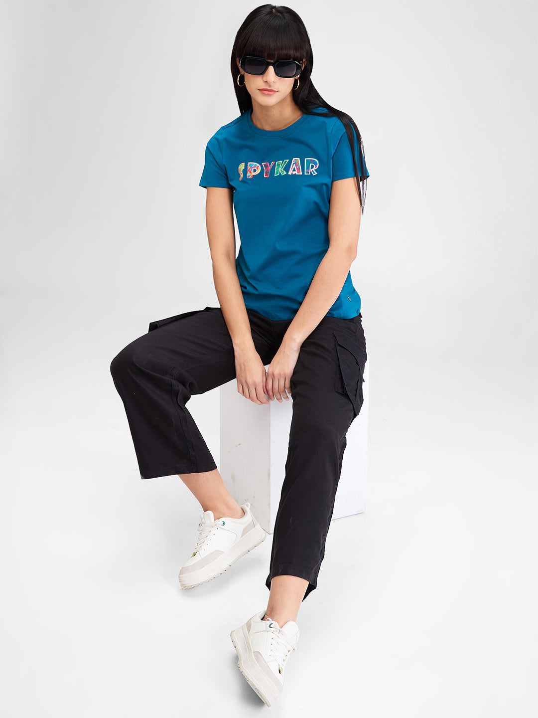 Women Trouser Cargo Fit Black Mid Rise