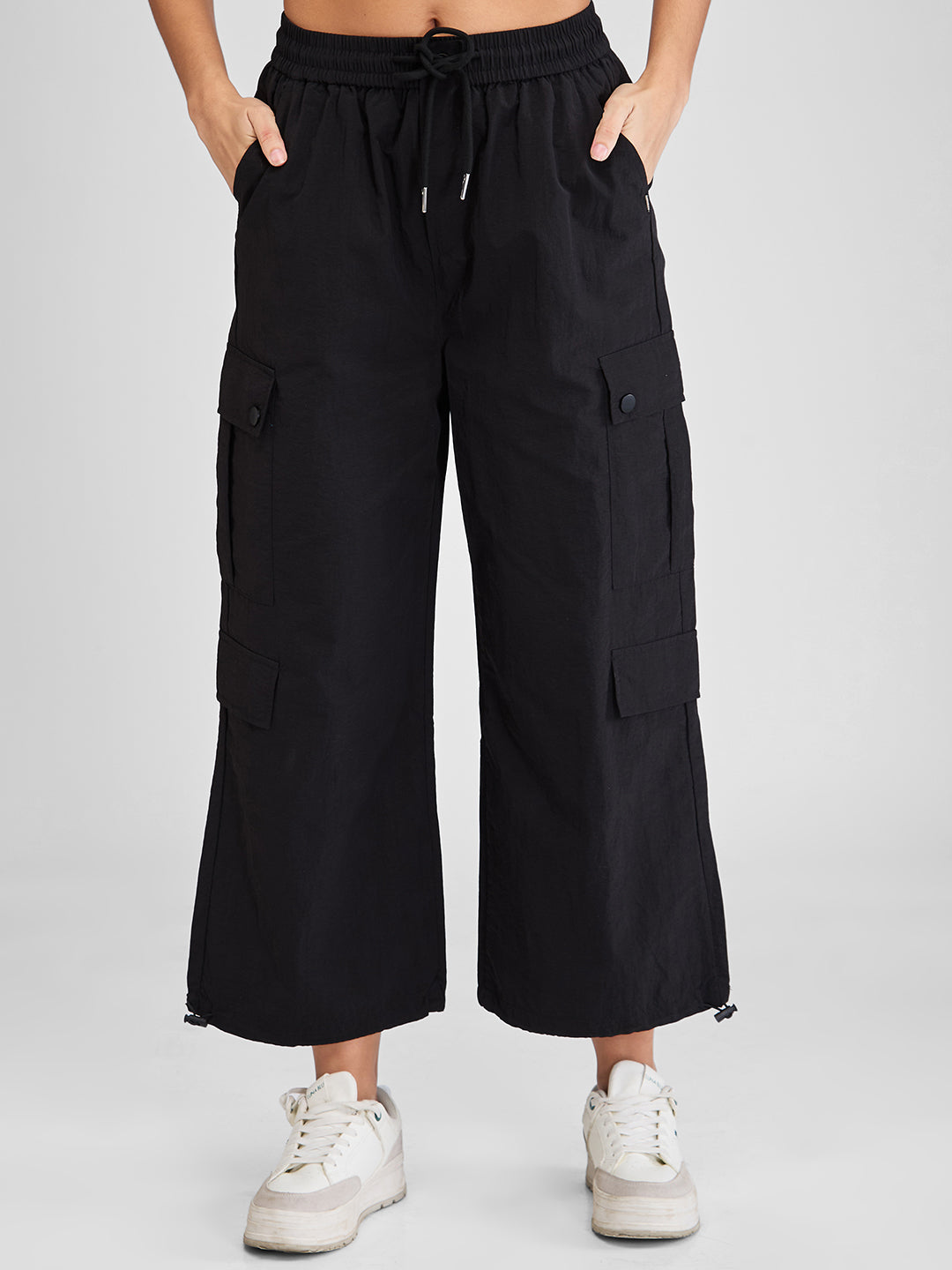 Spykar Black Mid Rise Baggy Cargo For Women