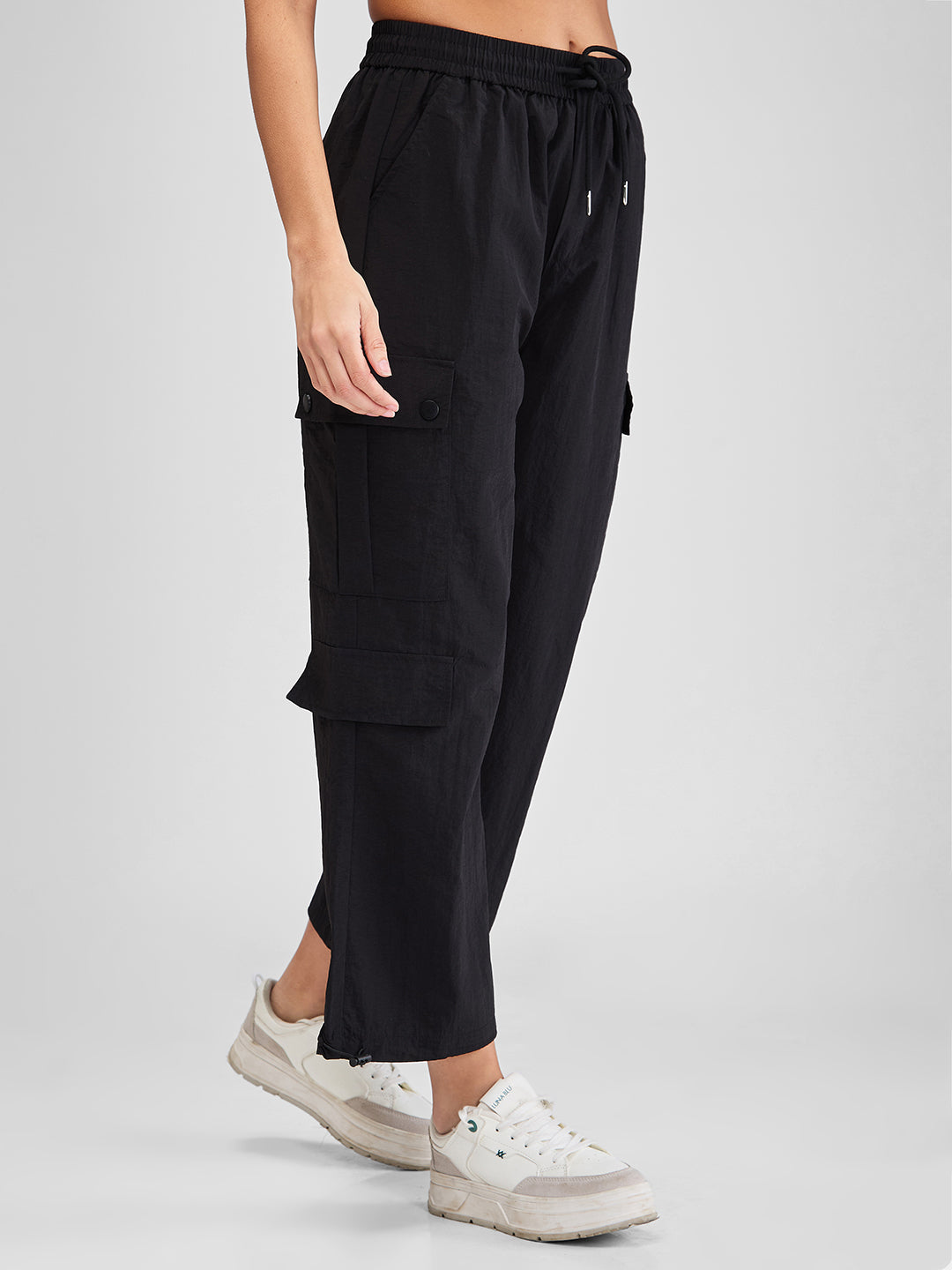 Spykar Black Mid Rise Baggy Cargo For Women