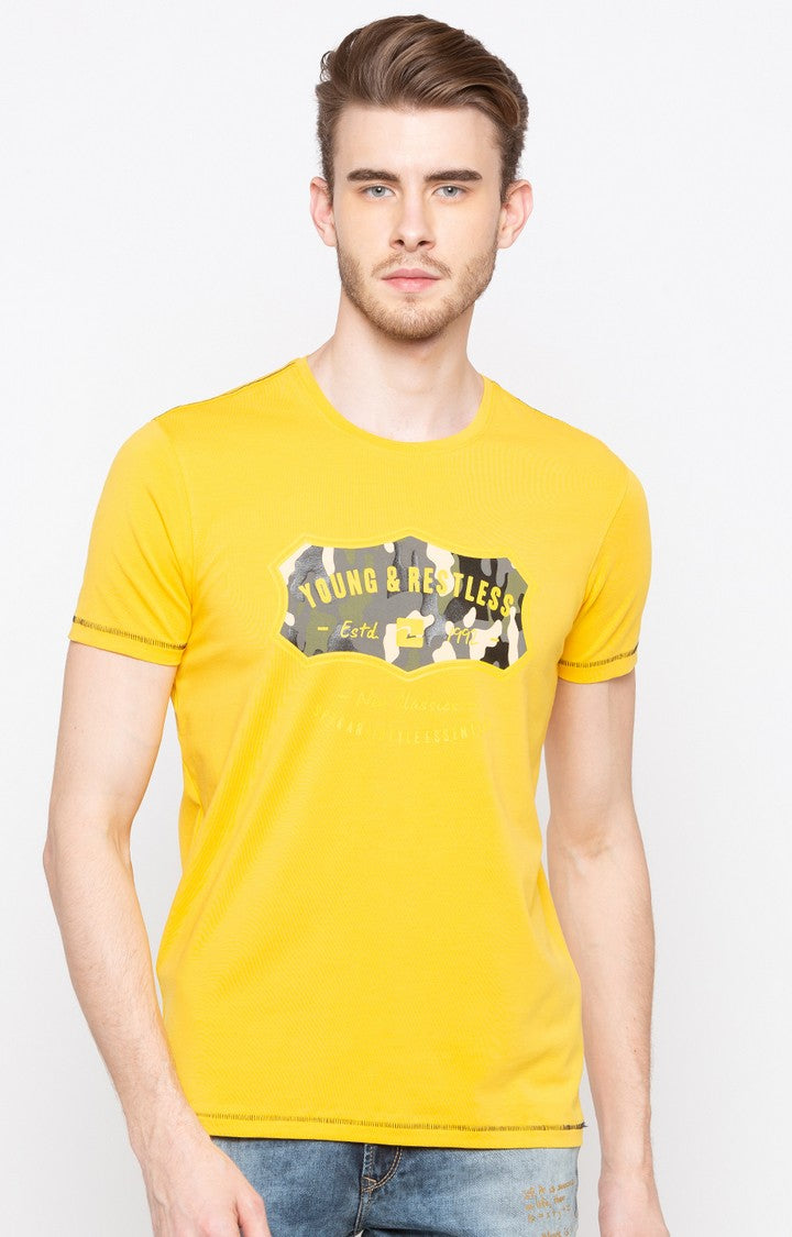 Spykar Yellow Printed Slim Fit Men T-Shirts